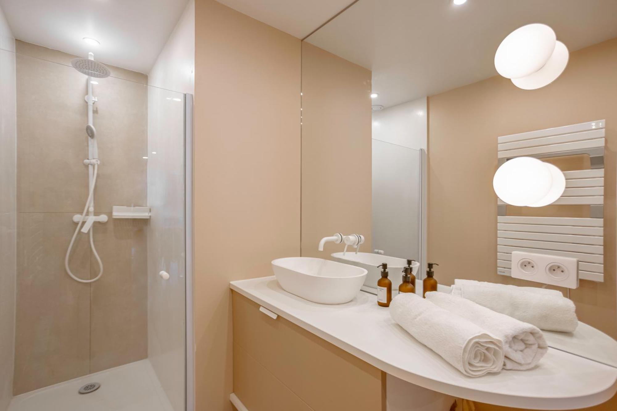 Alma Florian Apartment 4 People With Terrace Cannes Buitenkant foto